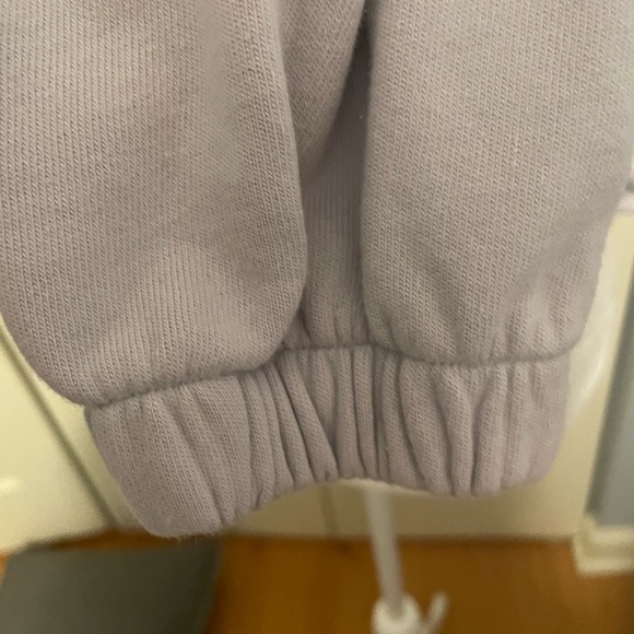 Nation LTD Daryl Violet long sleeve fleece puff shoulder sweatshirt - Picture 6 of 10